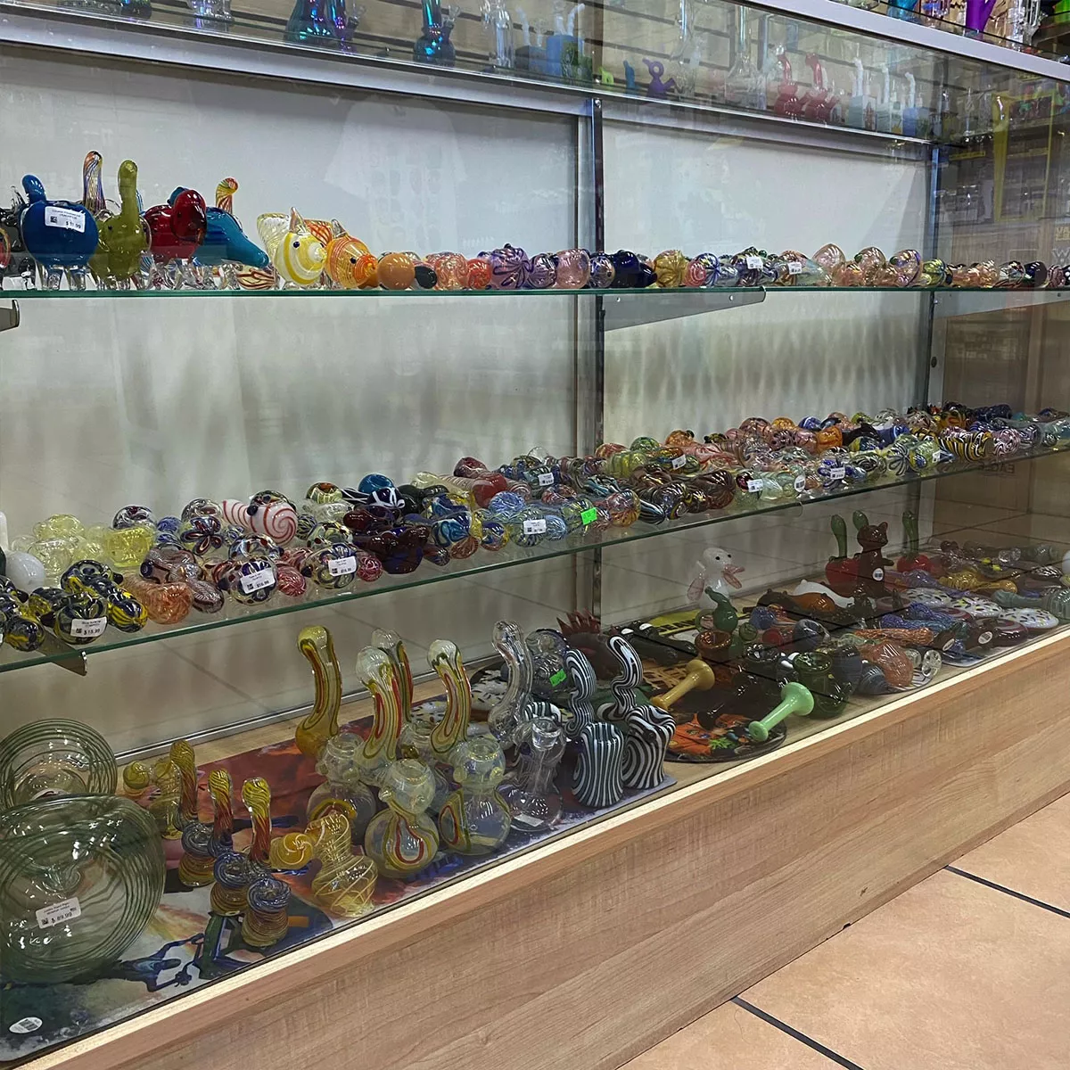 America Glass hand Pipes mesa Smoke Shop near me