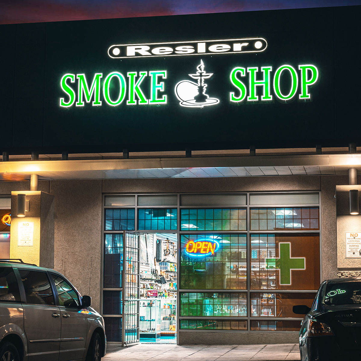 Resler Smoke Shop - 1520 Resler Dr Ste D, El Paso, TX 79912 near me