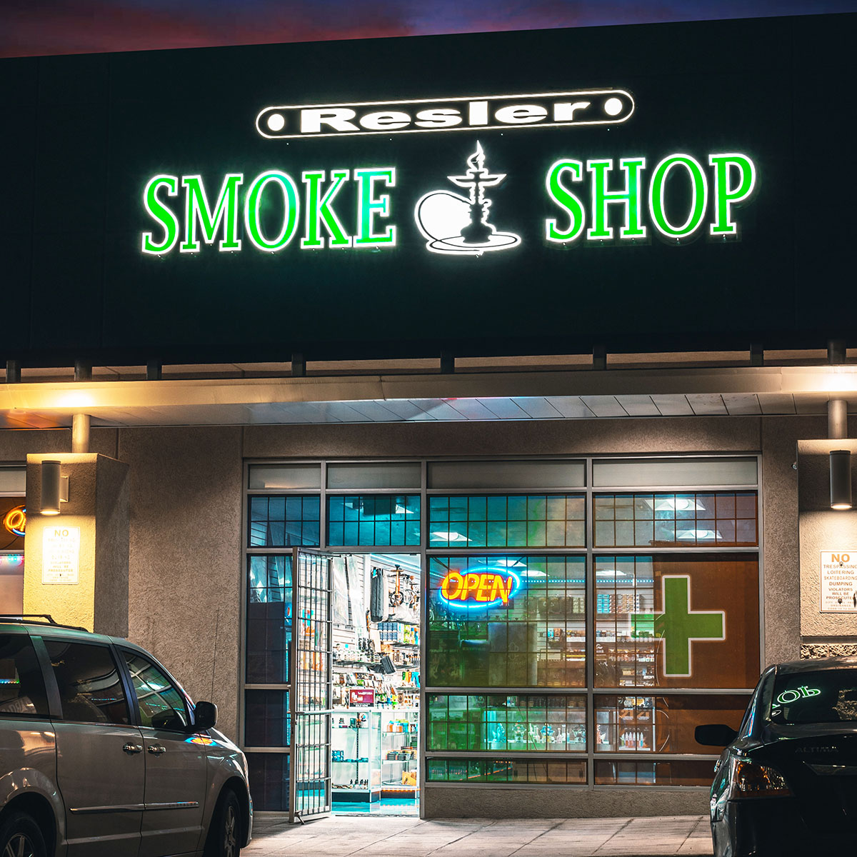 Resler Smoke Shop - 1520 Resler Dr Ste D, El Paso, TX 79912 near me