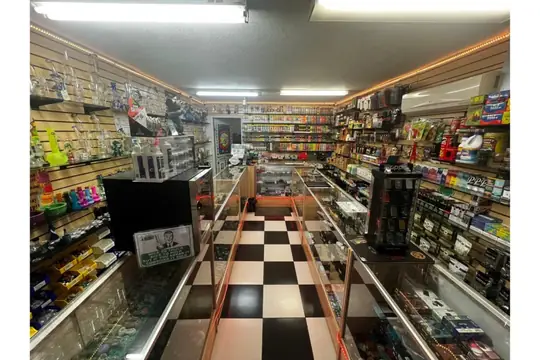 Westside El Paso Smoke Shop Locations | Find a Store Near You