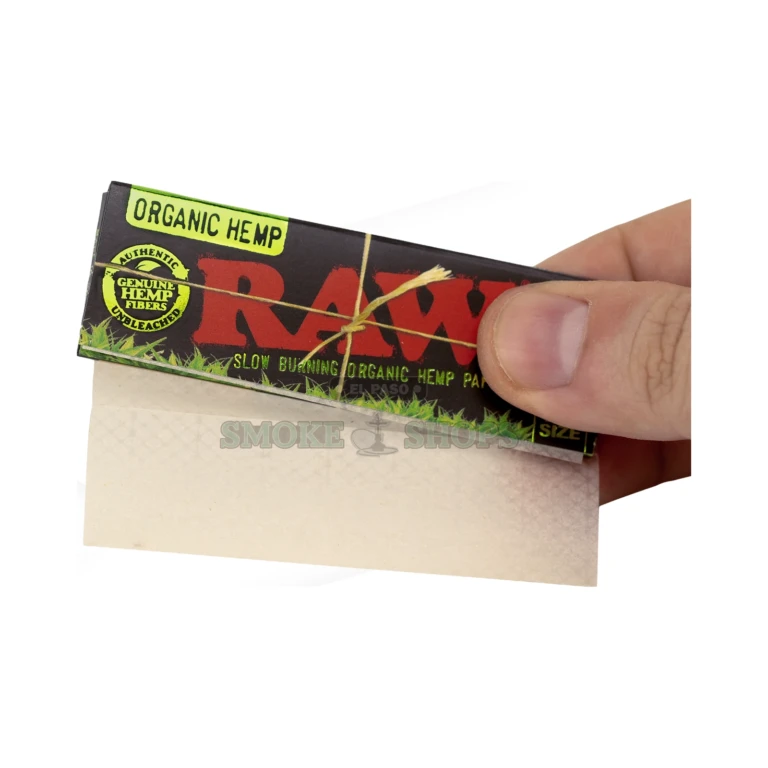 RAW Black Organic Hemp papers detail in El Paso, double-pressed extra-fine hemp with acacia gum, in stock at 10 stores