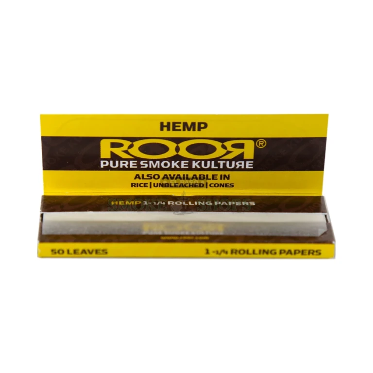 Roor 1 1/4 hemp rolling papers in El Paso with exclusive Roor watermark, organic hemp, slow-burning 50 leaves