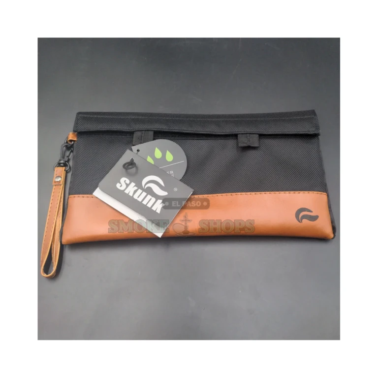 Skunk Mr Slick Medium MS2 slim smell-proof pouch side profile in El Paso, 0.6 inch thick envelope design case