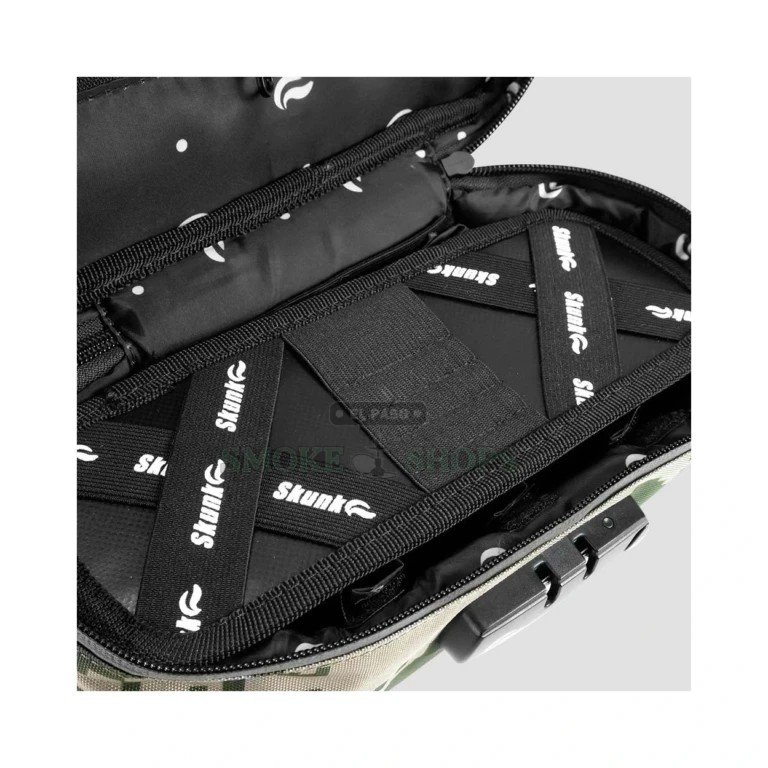 Skunk Wingman Medium WG1 bag in El Paso showing built-in lock detail, secure carbon-lined case at 10 stores