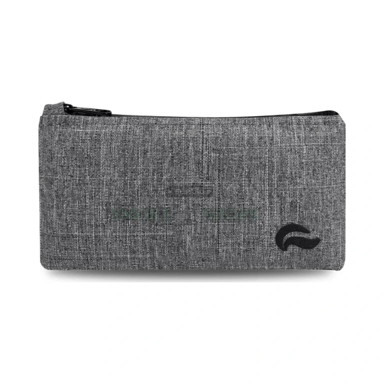 Skunk S16 zipper pouch detail in El Paso, durable zipper closure on smell-proof carbon-lined travel pouch