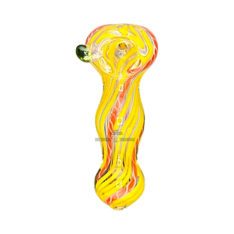 Stuck In The Middle borosilicate hand pipe mouthpiece in El Paso, round draw with a left-side carb, glass pipe