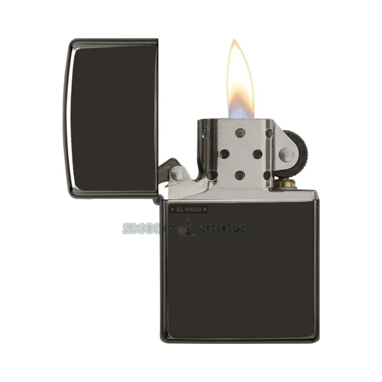 Reflective high-polish black ebony finish on the all-metal Zippo Classic case