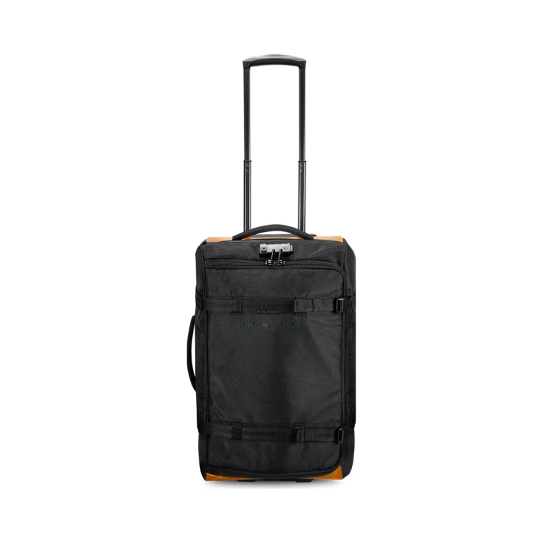 Skunk Escape smell-proof luggage in El Paso, top carry handle and top zipper pocket, adjustable clip straps