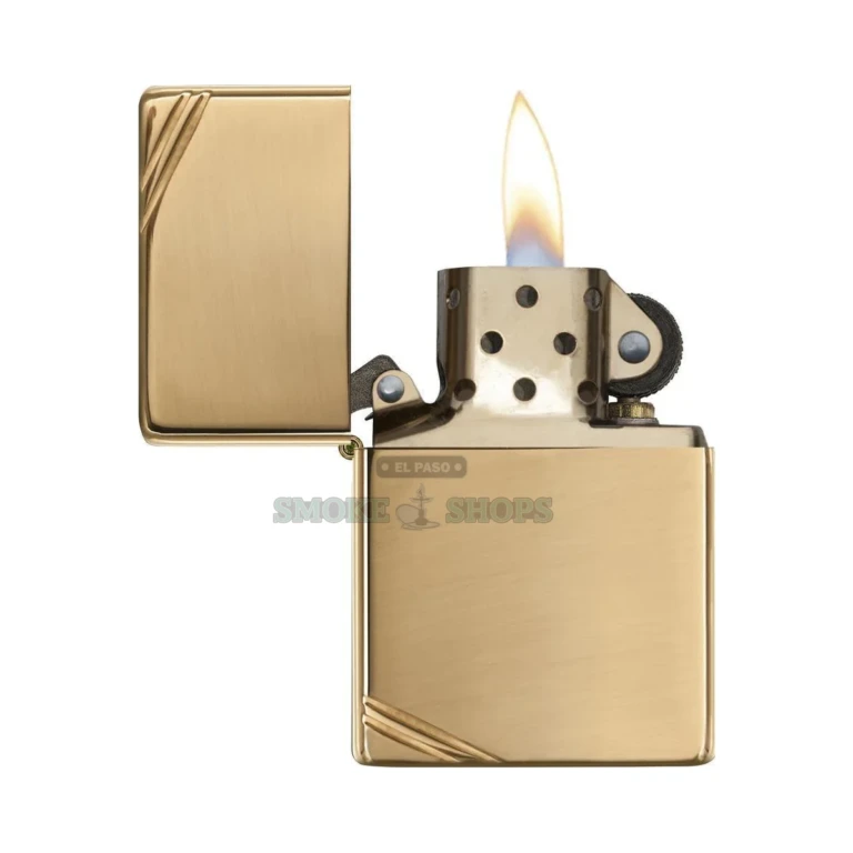 Side profile of the Zippo 270 showing the rounded edges and flat bottom of the 1937 Vintage case